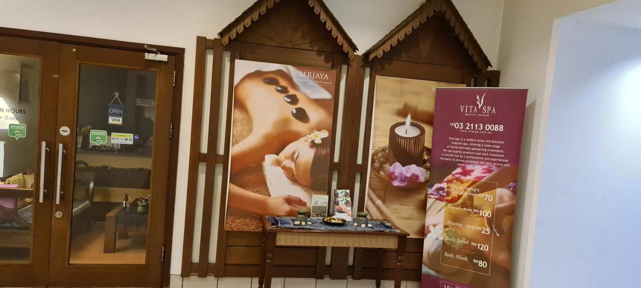 Raymond Suites At Berjaya Times Square Kuala Lumpur Eksteriør bilde